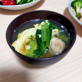 小松菜と肉団子と卵のお味噌汁